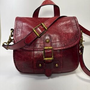 Frye Red Leather Parker field saddle bag Buckle Crossbody purse